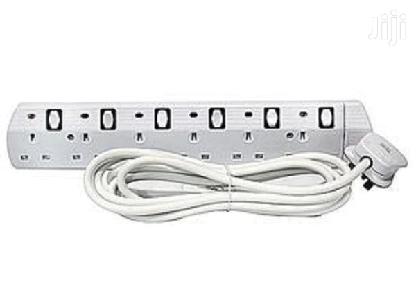 Power Strip ‐ B06C01‐UN WITH UK 6 Socket ‐ VERTIV BRANDED